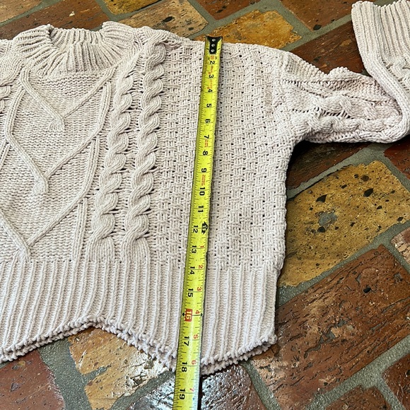 Blank NYC Chenille Slightly Cropped Chunky Sweater szXS - Picture 13 of 17